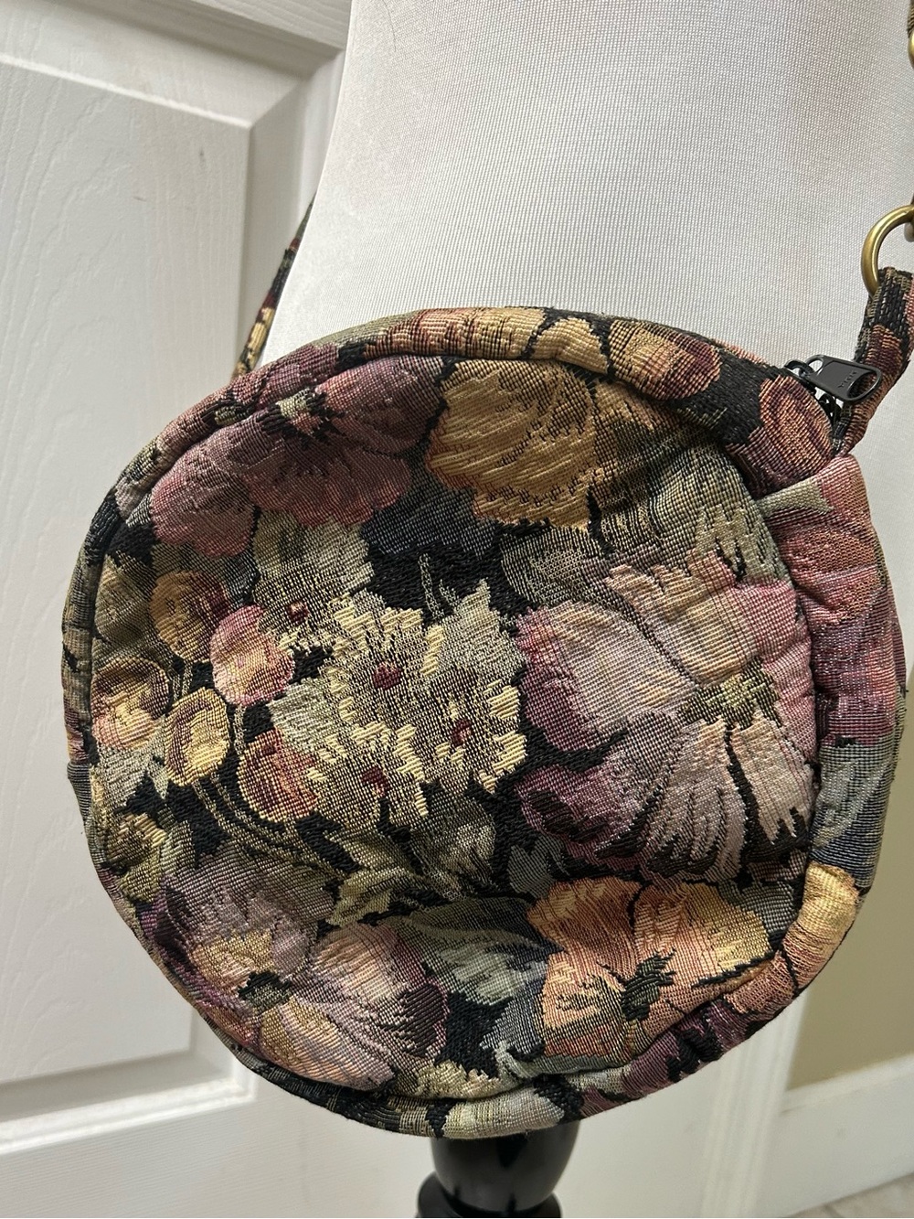 Vintage handmade tapestry crossbody made by The Tapestry Cottage Dunbarton NH